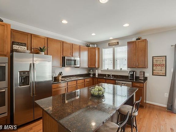 Large Granite Island with Seating