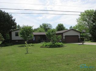 28750 Georgia Rd, Perrysburg, OH 43551