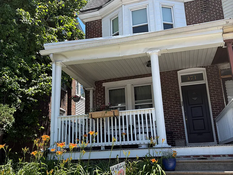 471 Gerhard St #1 — Photo 14