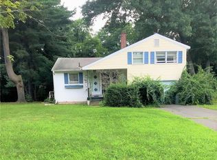 62 Grande Ave, Windsor, CT 06095