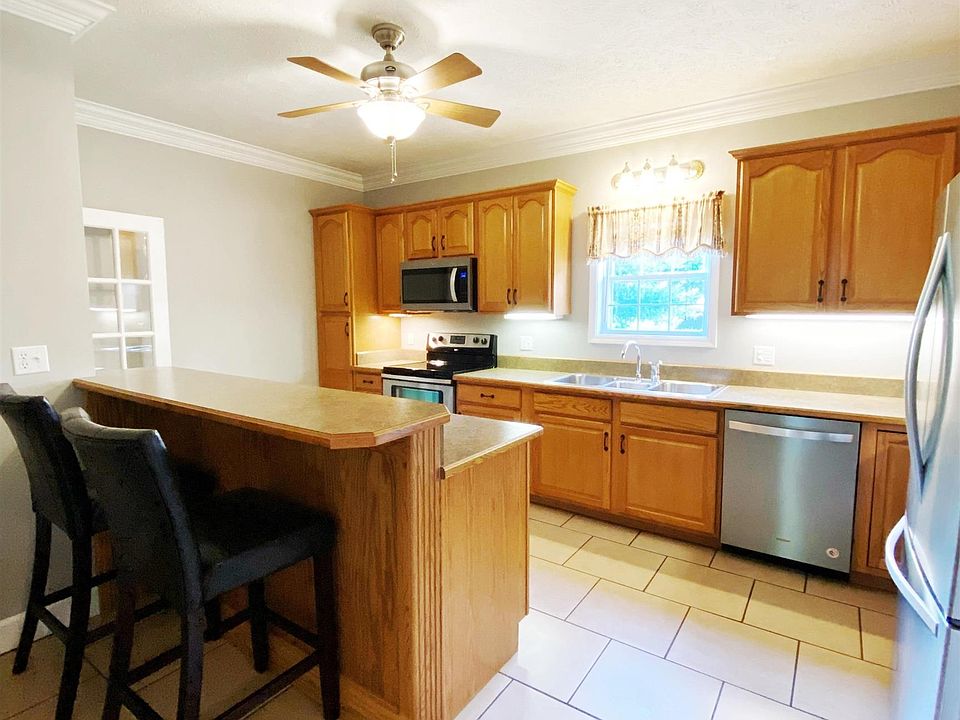 101 N West St, Haubstadt, IN 47639 Zillow