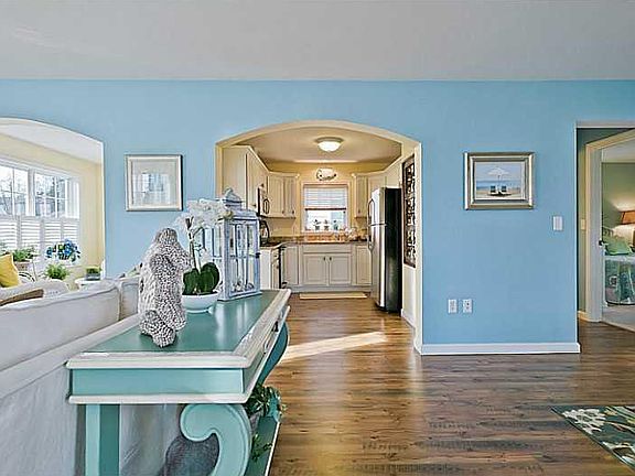 3rd image of 180 Saco Avenue #51