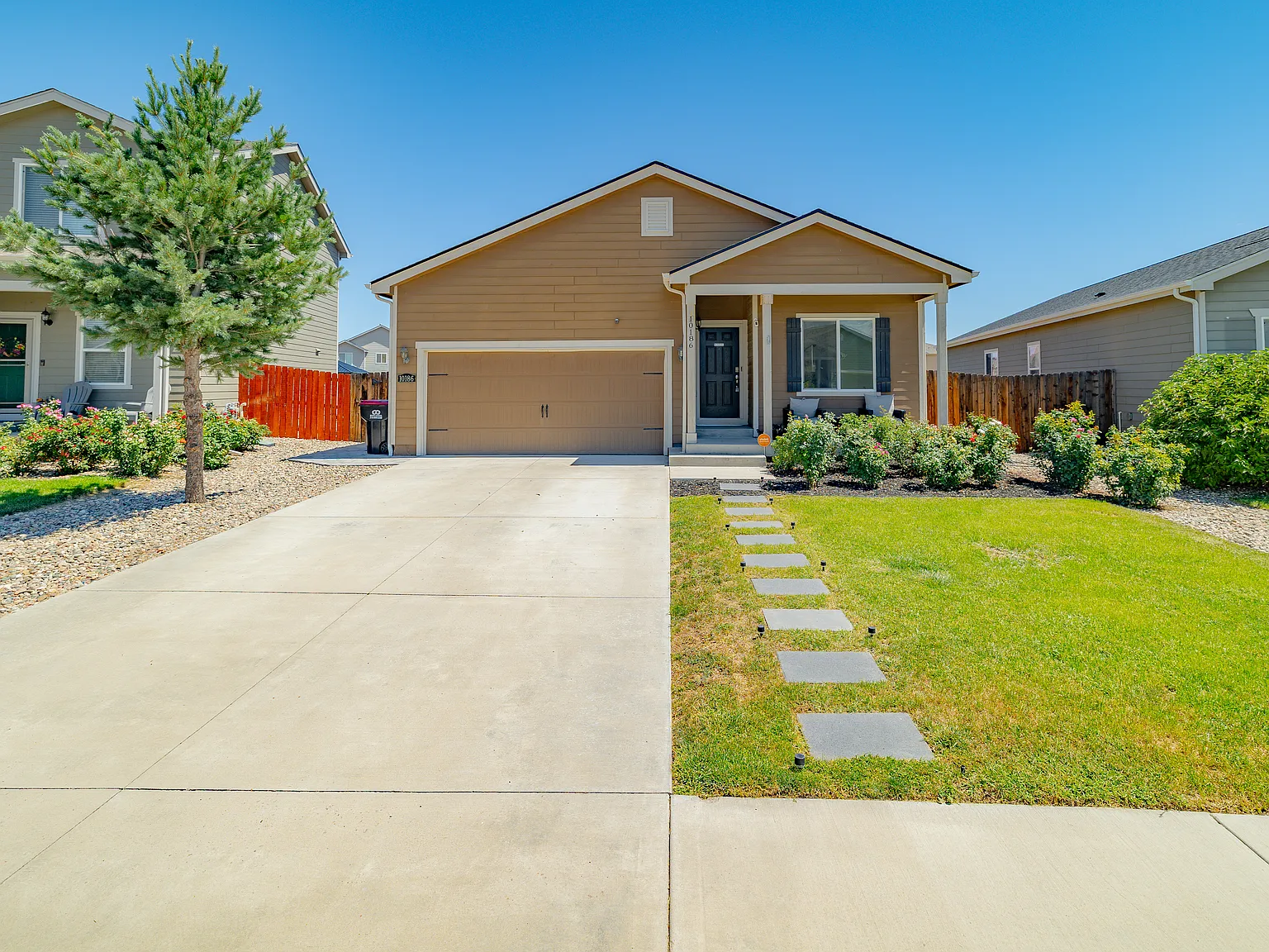 3 bed, 1468 sqft, $2,250 — Photo 1