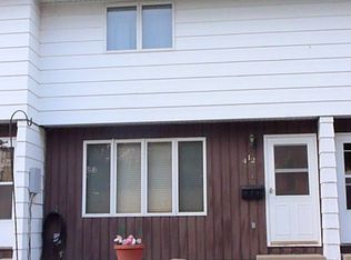 412 16th St, Windom, MN 56101