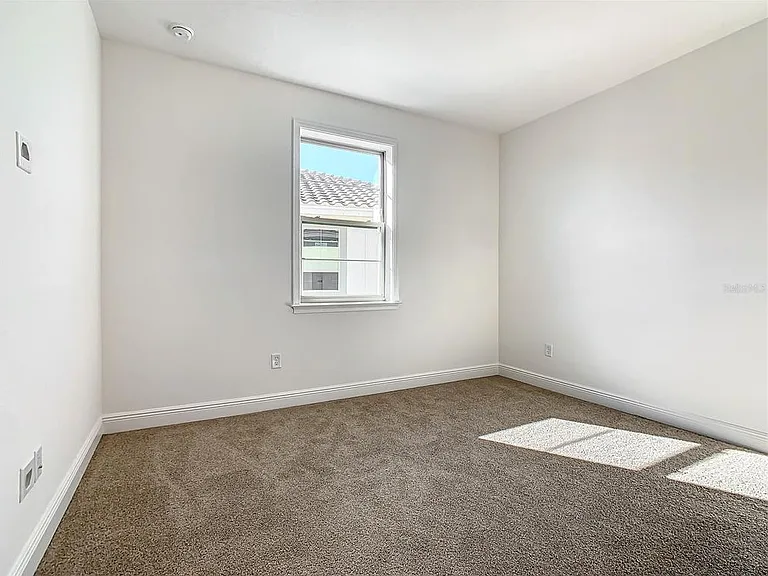 13899 Larkton Ln — Photo 36