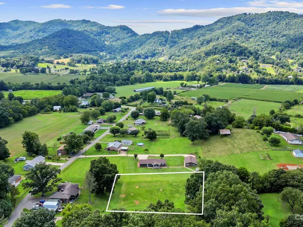 Viewmont Dr, Canton, NC 28716