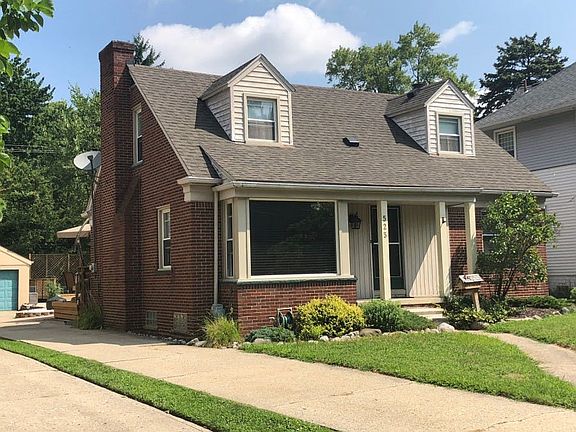 3rd image of 523 E Lincoln Ave