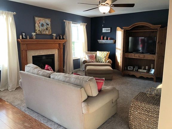5th image of 6383 Sara Ct