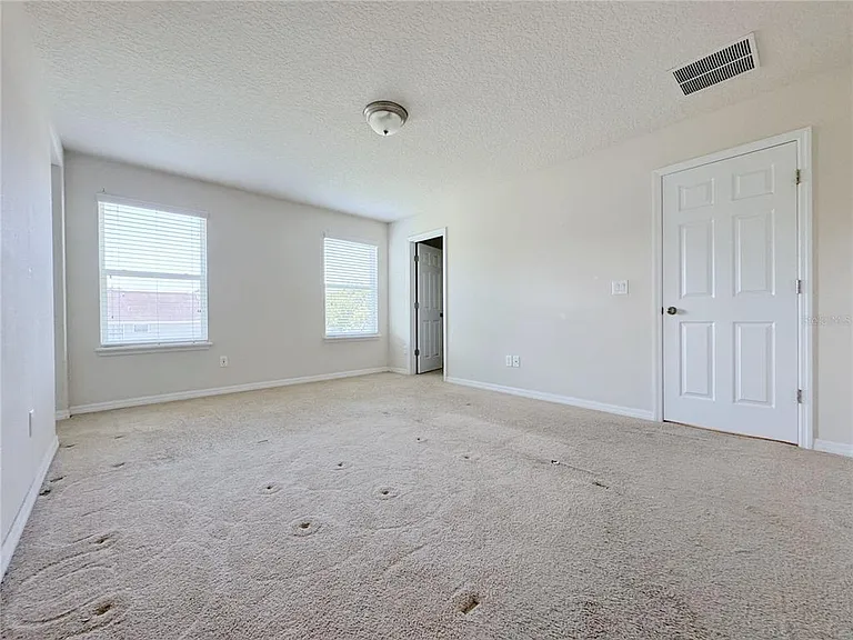 2428 Chateau Loop — Photo 22