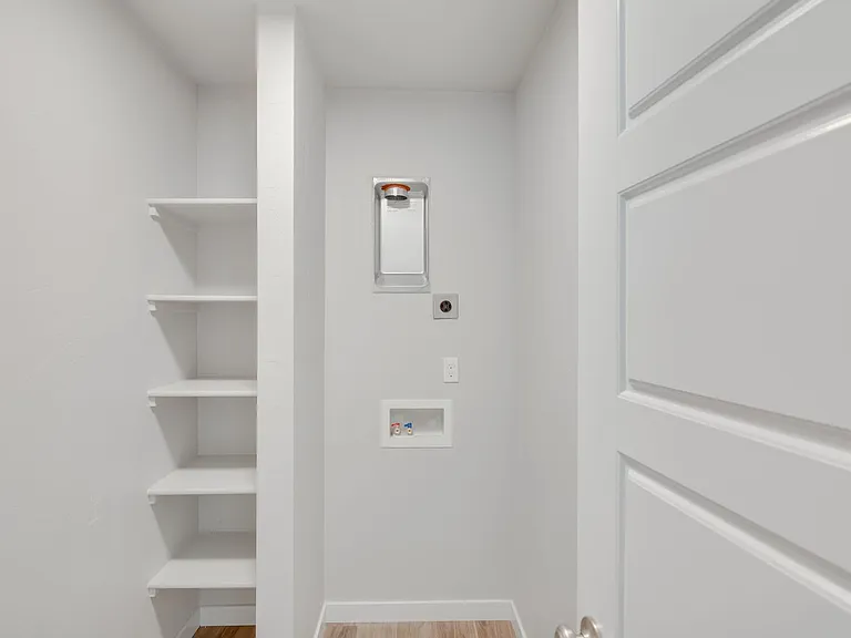 1664 S Sunseeker Ln — Photo 17