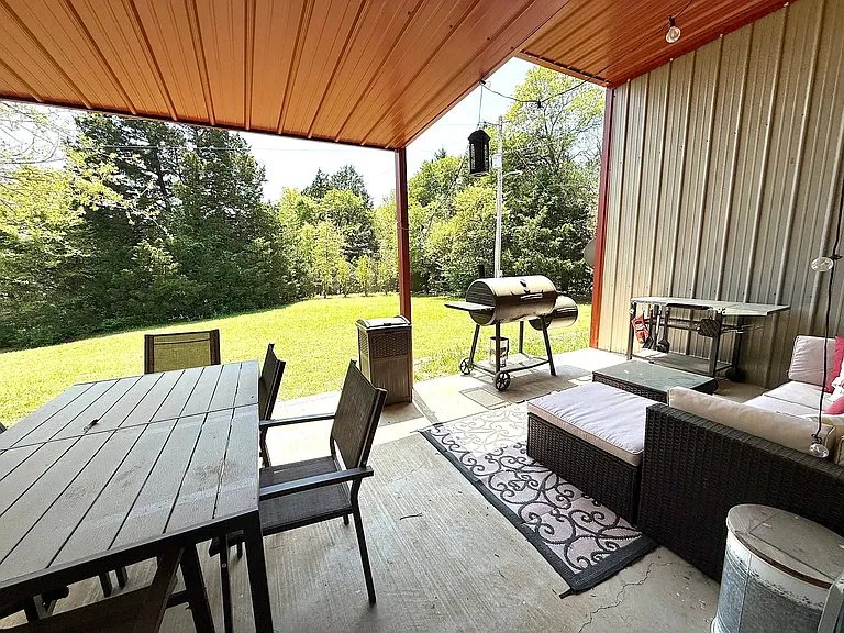 12403 S Simpson Rd — Photo 20