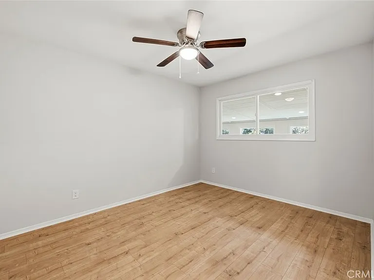 48 Mansfield Ln — Photo 15