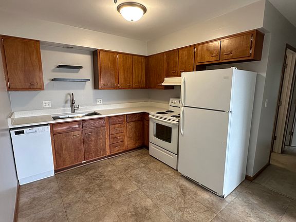 2nd image of 1619-1631 Ward Ave S #7
