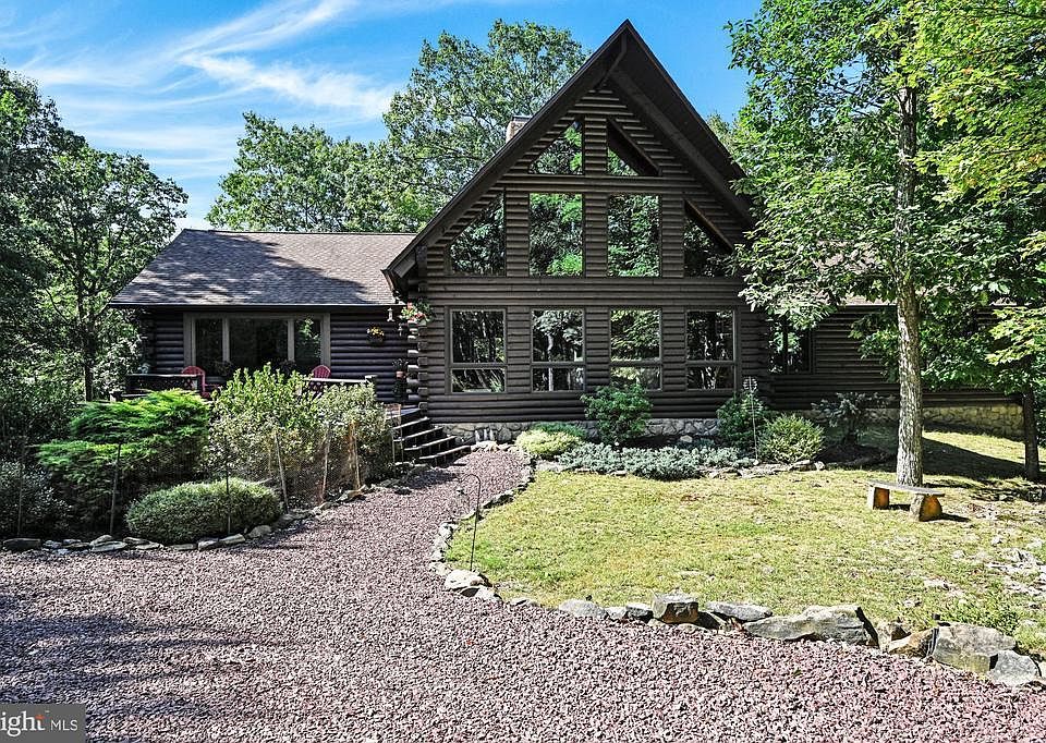 1st image of 295 Spring Mountain Dr