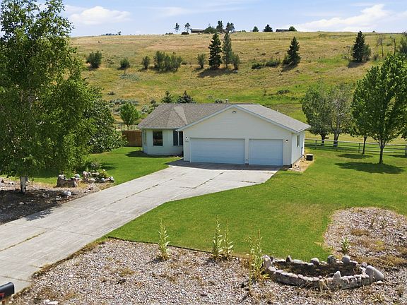 4th image of 3255 Rodeo Rd