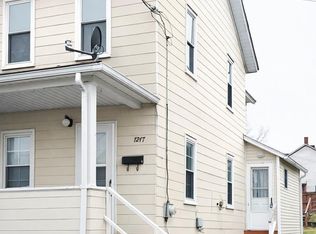 1247 3rd St, Windber, PA 15963