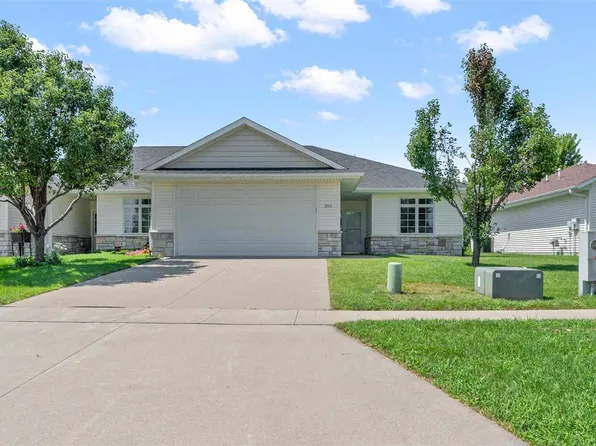 252 Pedersen St, West Branch, IA 52358