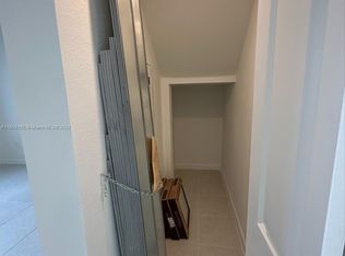 2732 SE 19th St, Homestead, FL 33035