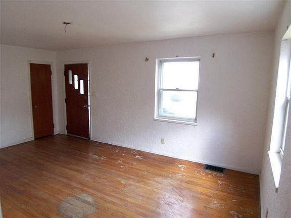 2nd image of 3527 Theodore Ave