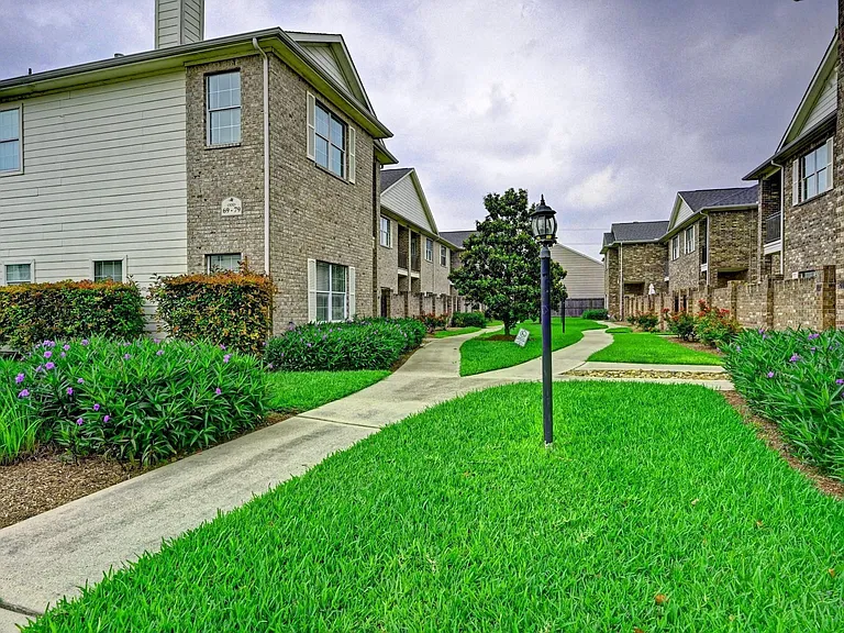 2865 Westhollow Dr #70 — Photo 32