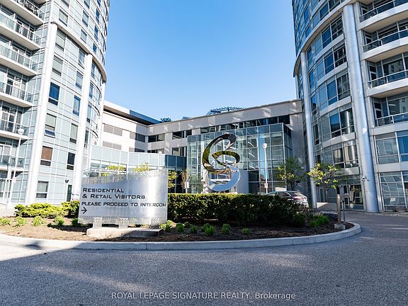 3rd image of 135 Village Green Sq #1423