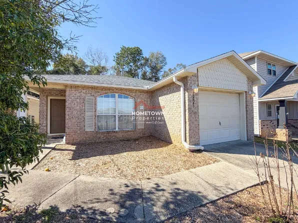 10645 Senegal Dr, Pensacola, FL 32534