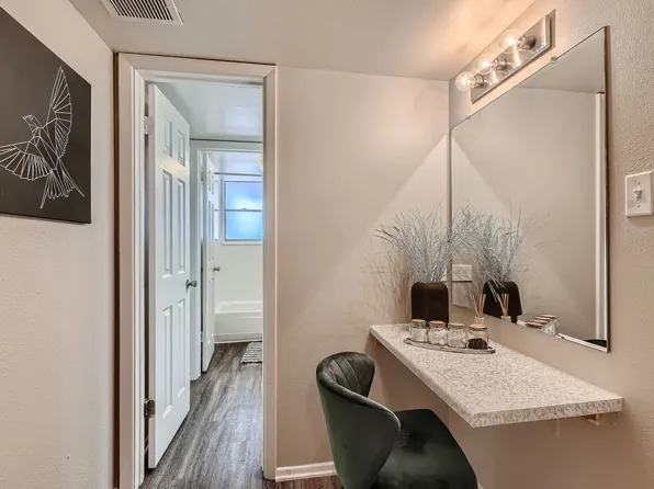 The Ventana at Colorado Station