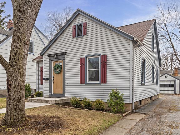 2nd image of 57 Rossiter Rd