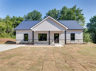 706 Old Shoals Dr, Anderson, SC 29625