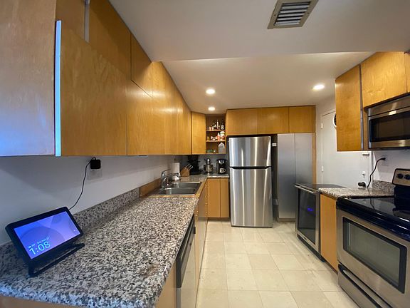 5th image of 13155 Ixora Ct APT 1005