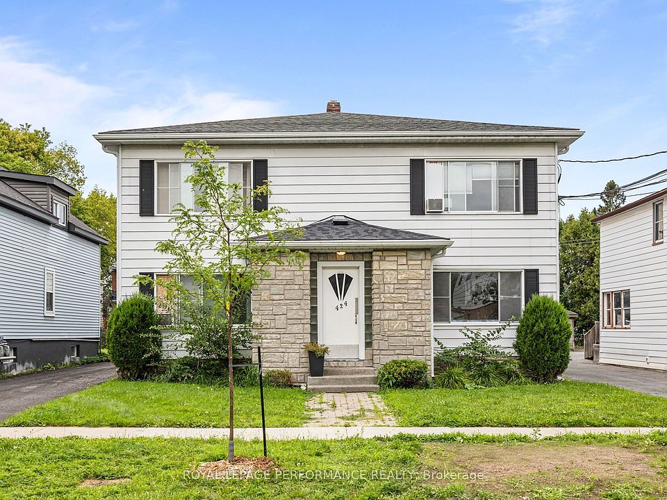 1st image of 424 Guy St