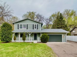 809 Wagon Wheel Trl, Mendota Heights, MN 55120