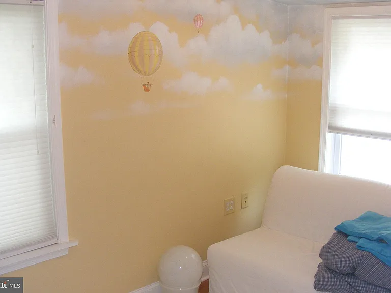 316 Locust Ave — Photo 24
