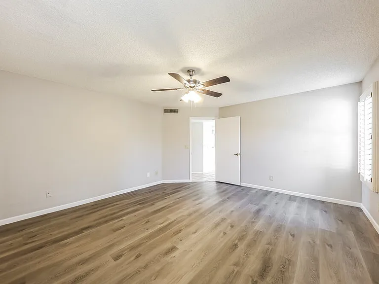 7127 W Morrow Dr — Photo 12