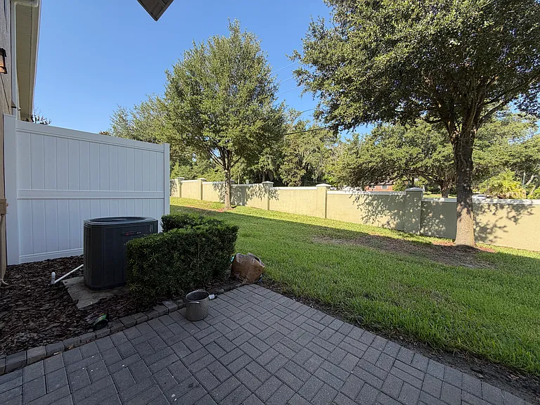 1018 Capitol Hill Ct — Photo 38