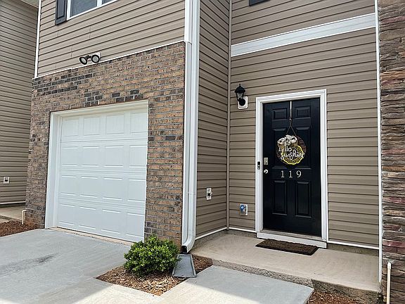 2nd image of 119 Southridge Ct