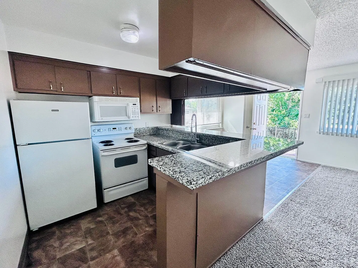 4133 Apostolo Circle — Photo 2