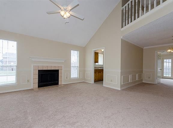 5th image of 1601 Tuley St