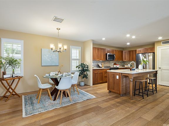 3rd image of 91-1358 Kaileolea Dr