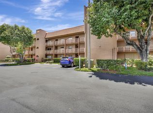 9681 Sunrise Lakes Blvd APT 104, Sunrise, FL 33322