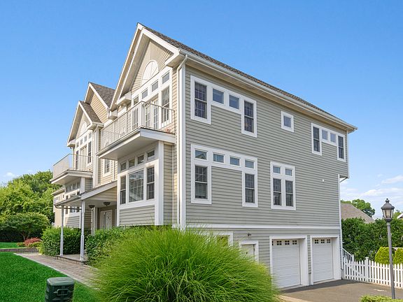 4 Arbor Glen
