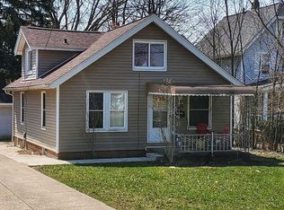 366 Columbus St, Bedford, OH 44146