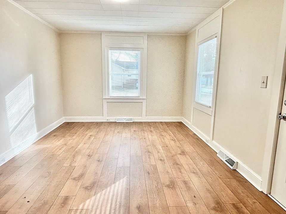 1st image of 2811 Four Seasons Blvd
