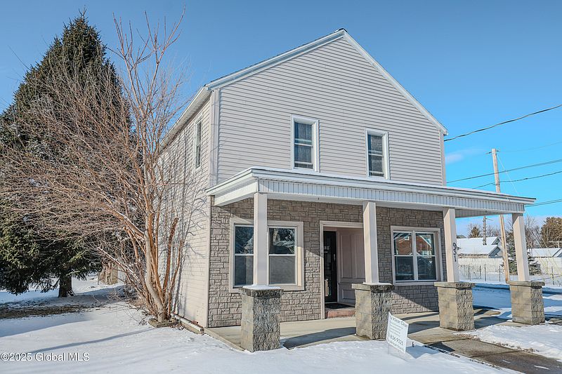 2nd image of 931 Altamont Avenue