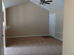 11311 Breeze Cir #303, Louisville, KY 40272