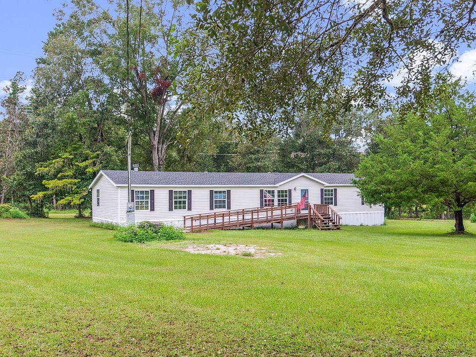 1st image of 541 SE Sharon Ln