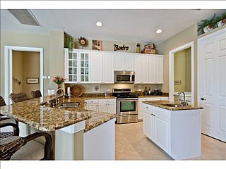 3rd image of 9101 Hollow Pine Dr
