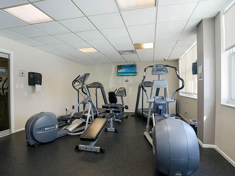 3550 Galt Ocean Dr #809 — Photo 25