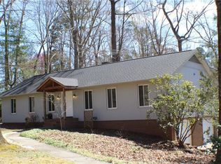 124 Roquemore Rd, Clemmons, NC 27012