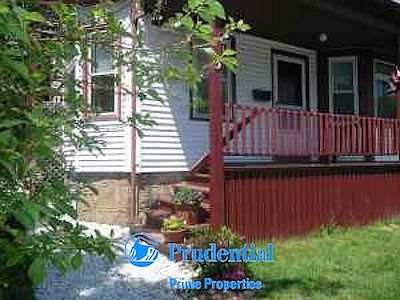 2nd image of 3 Robinson St
